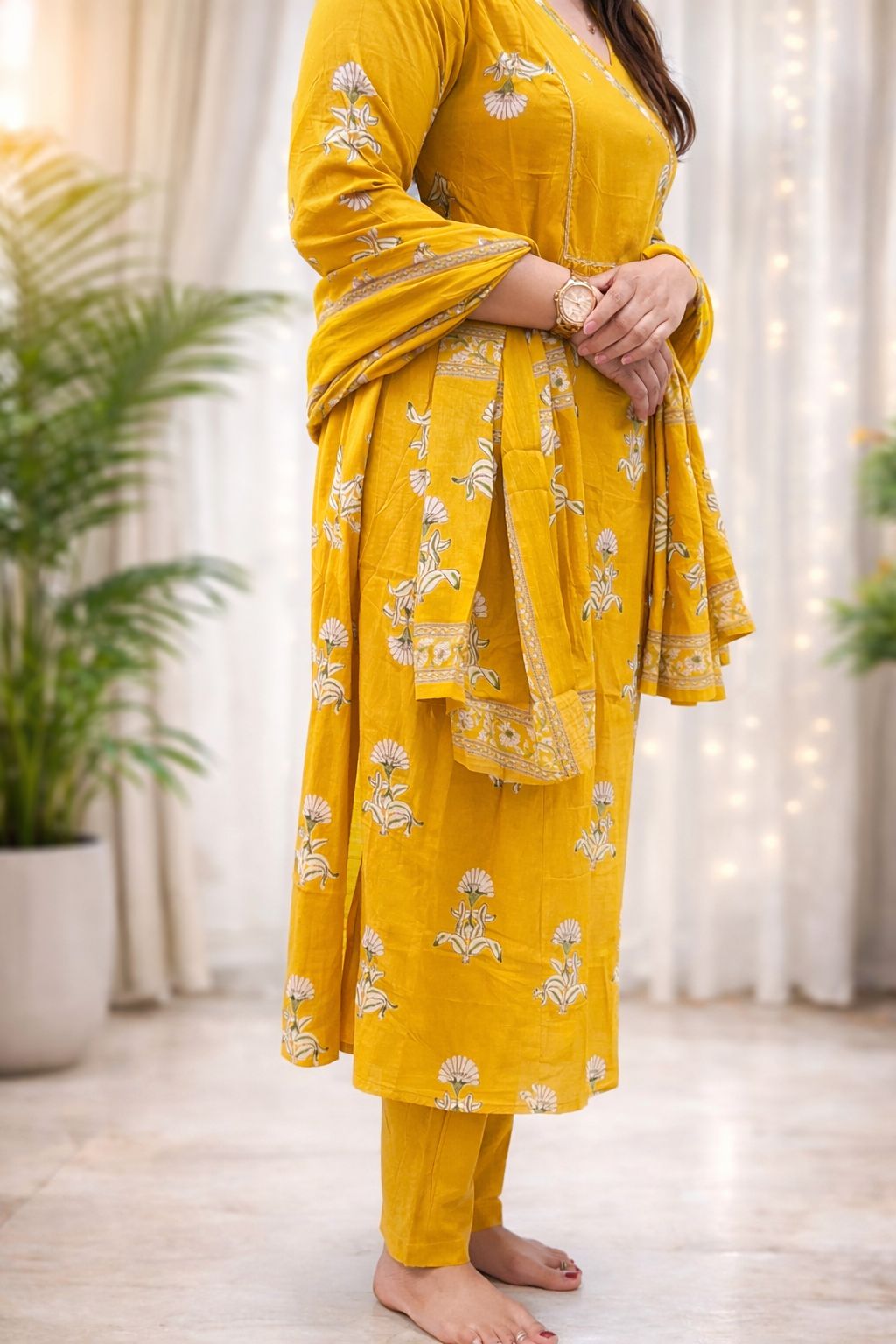 Yellow Sqiuare Neck Nan Nan Women Ethnic Wear Size M