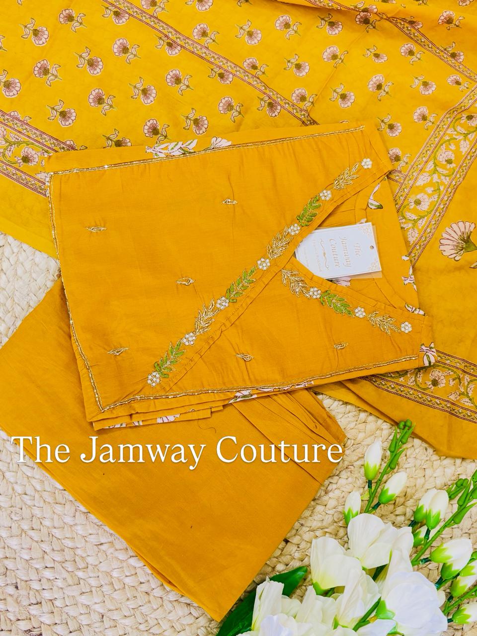 Yellow Sqiuare Neck Nan Nan Women Ethnic Wear Size XL
